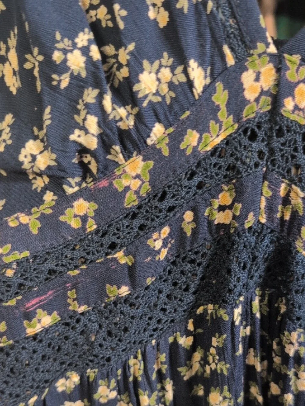 Angie Navy and White Floral Maxi Dress NWT. Small Flaw Read Description - Picture 3 of 5